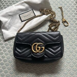 Gucci super mini Marmont (Black Quilted Crossbody Bag with Gold Chain)